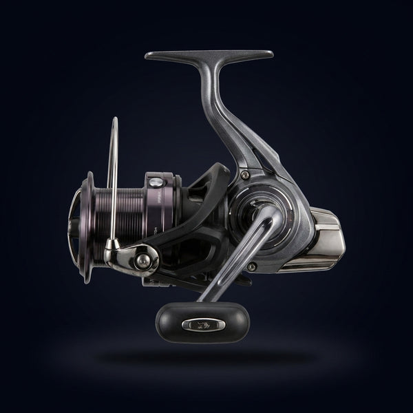 DAIWA CROSSCAST Fishing Reel Long Cast  Spinning Saltwater 4 — packshot face