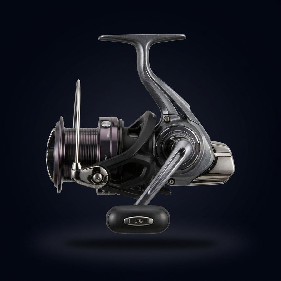DAIWA CROSSCAST Fishing Reel Long Cast  Spinning Saltwater 4 — packshot face